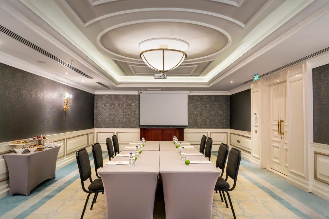 Готель Rixos Pera