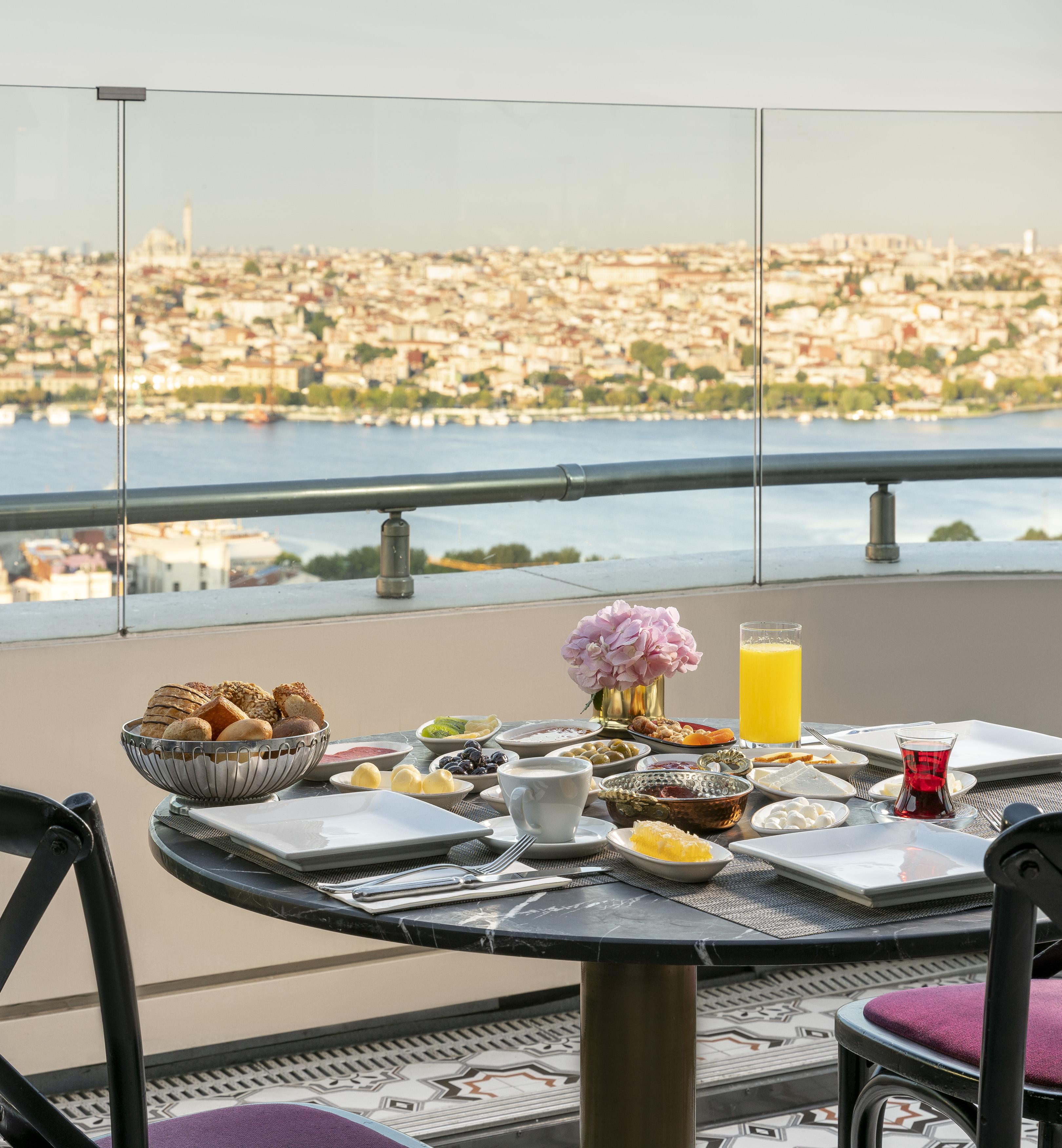 Rixos Pera Hotel Istanboel